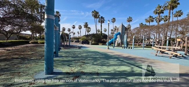 Building Photo - Sea Cliff on the Greens Gated Community Home!
