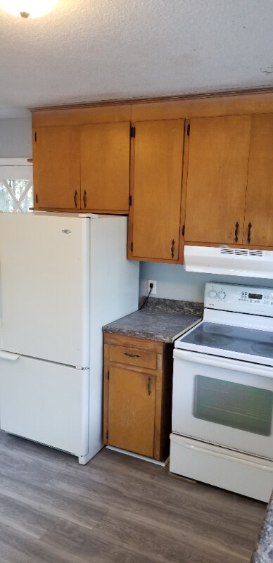 Building Photo - 705 E Washington Ave