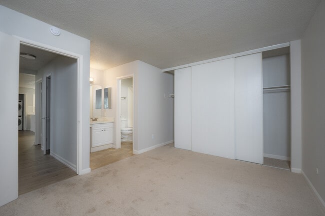 Breakwater 3 Bed, Bedroom - Breakwater Apartments