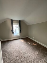 Building Photo - 145 Barben Ave