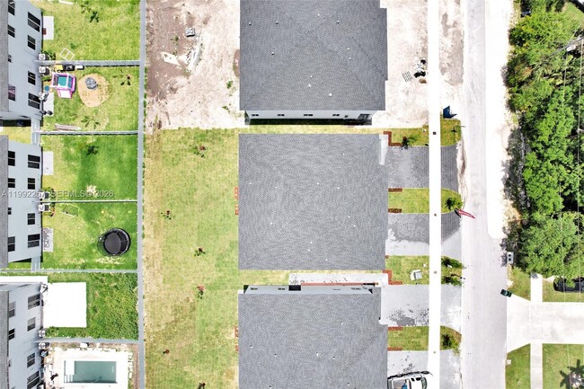 Building Photo - 22431 SW 125th Ave