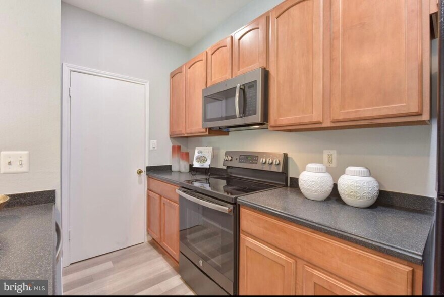 Building Photo - 12158 Penderview Ln