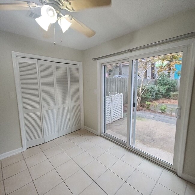 Building Photo - Surfside Beach Townhome- Long Term Rental