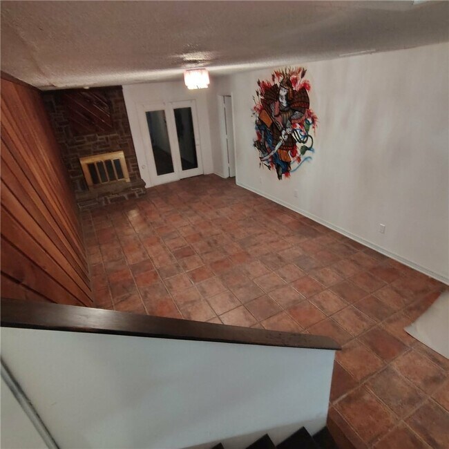 Building Photo - 3129 Glen Flora Way