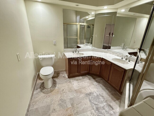Building Photo - 1217 Salerno Ct
