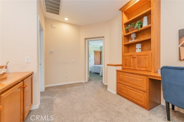 Building Photo - 37 Olivewood