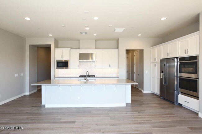 Building Photo - 23066 N 74th Pl