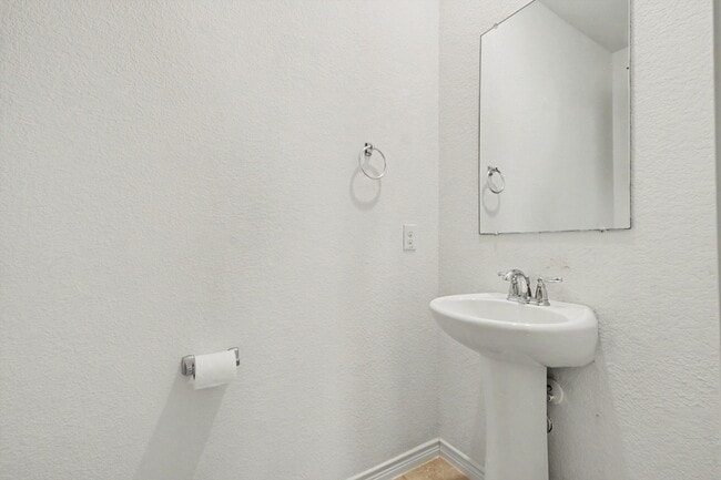 Building Photo - 10020 Levelland Pl
