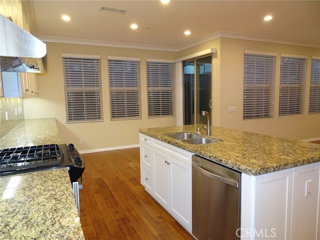 Building Photo - 108 Oasis