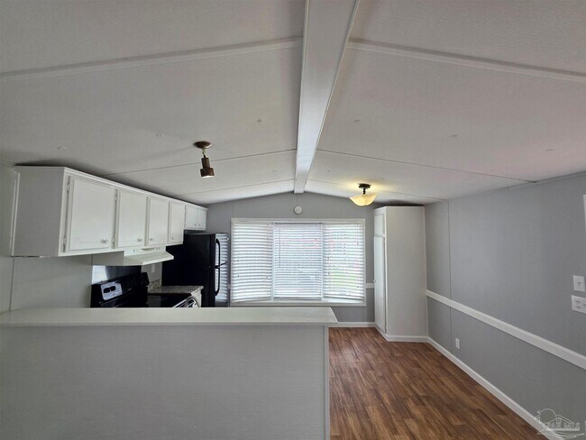 Building Photo - 8527 San Juan Calzada