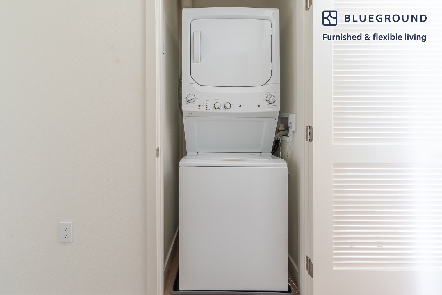 Building Photo - 100 Callan Ave