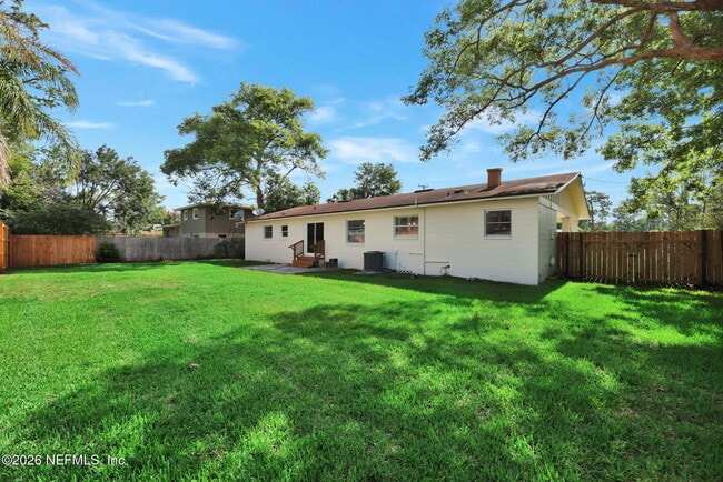 Building Photo - 8544 Sanchez Rd