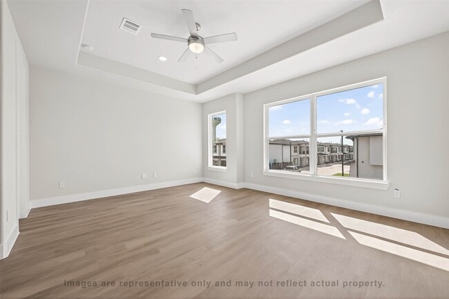 Building Photo - 10719 Mason Rd