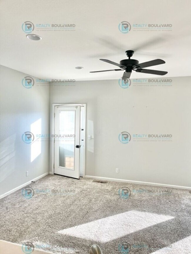 Building Photo - Charming 3-Bedroom Home in Sky Vista Villa...