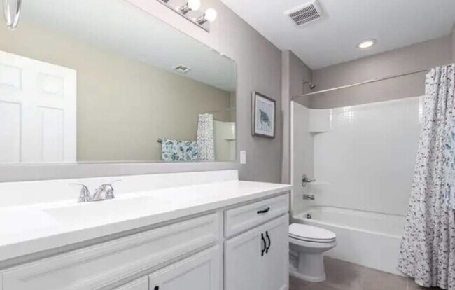 Bathroom 2 - 4391 W Federal Way