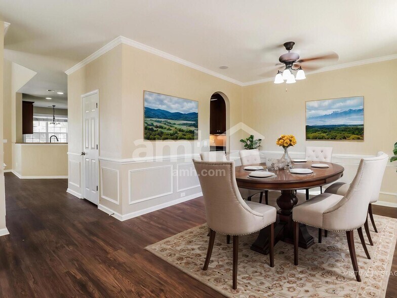 Building Photo - 205 Argo Cir