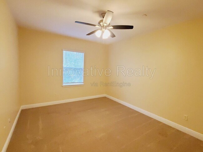 Building Photo - 1381 Orchid Ave