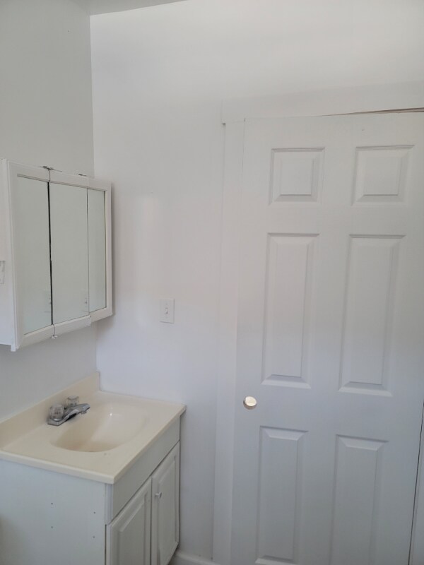 Building Photo - 92 Twiss St