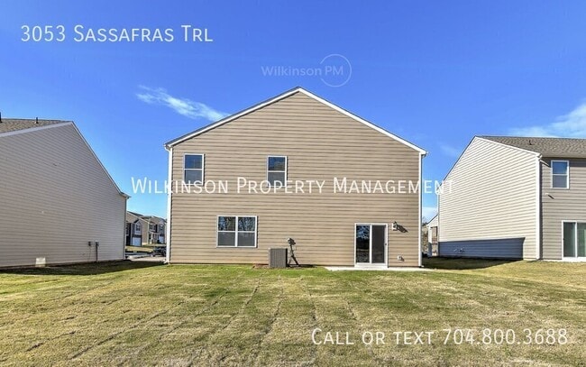 Building Photo - 3053 Sassafras Trl