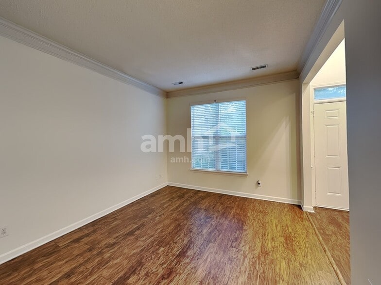 Building Photo - 6817 Reedy Creek Rd