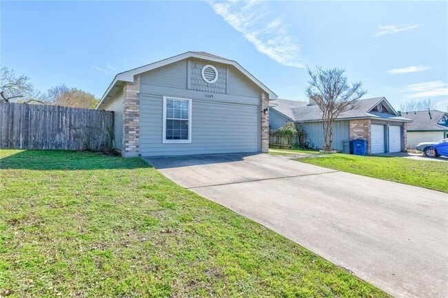 Building Photo - 12329 Tomanet Trail