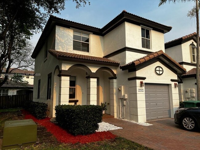 Primary Photo - 7717 NW 116th Ave