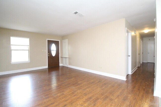 Building Photo - 7839 Coronet Way