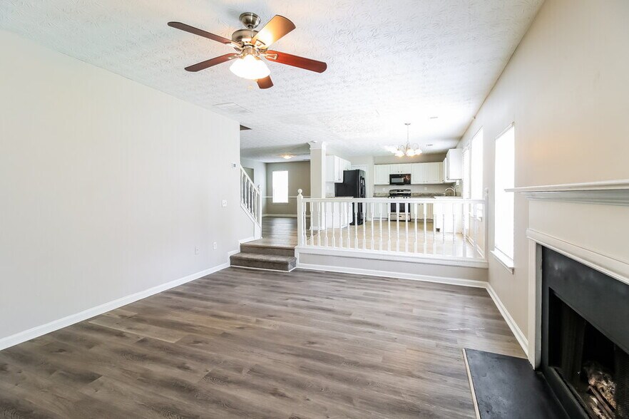 Building Photo - 1110 Ivey Ln