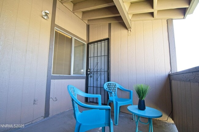 Building Photo - 2375 Tripp Dr