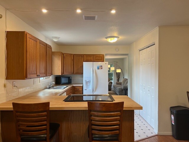 Building Photo - 3127 Harlow Rd