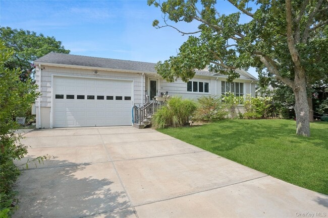 Building Photo - 33 Beach Rd