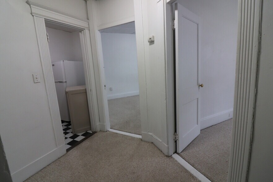 Building Photo - 409 Huntington Ave