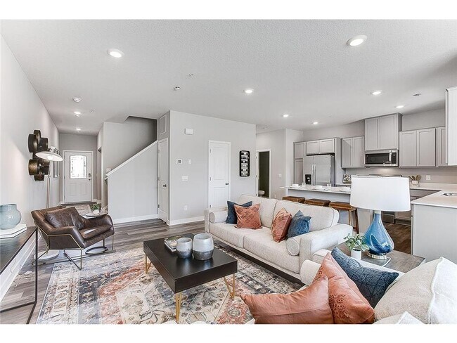 Building Photo - 17080 Dysart Pl