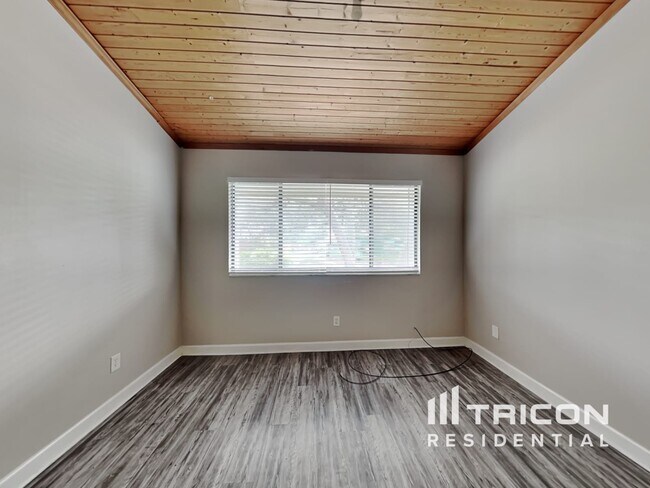 Building Photo - 1670 Avalon Blvd