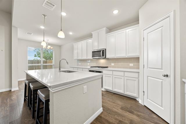 Building Photo - 3108 Discovery Dr