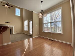 Building Photo - 1120 Hunters Cove