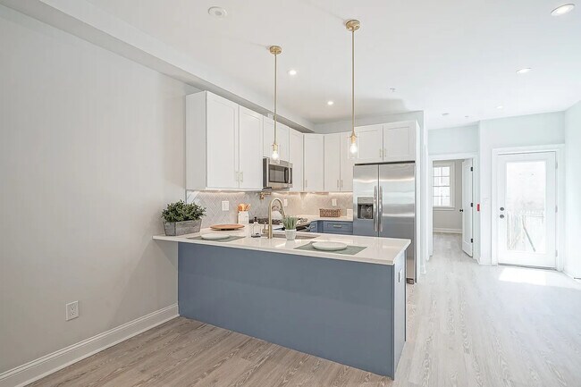 Building Photo - 1222 S 20th St