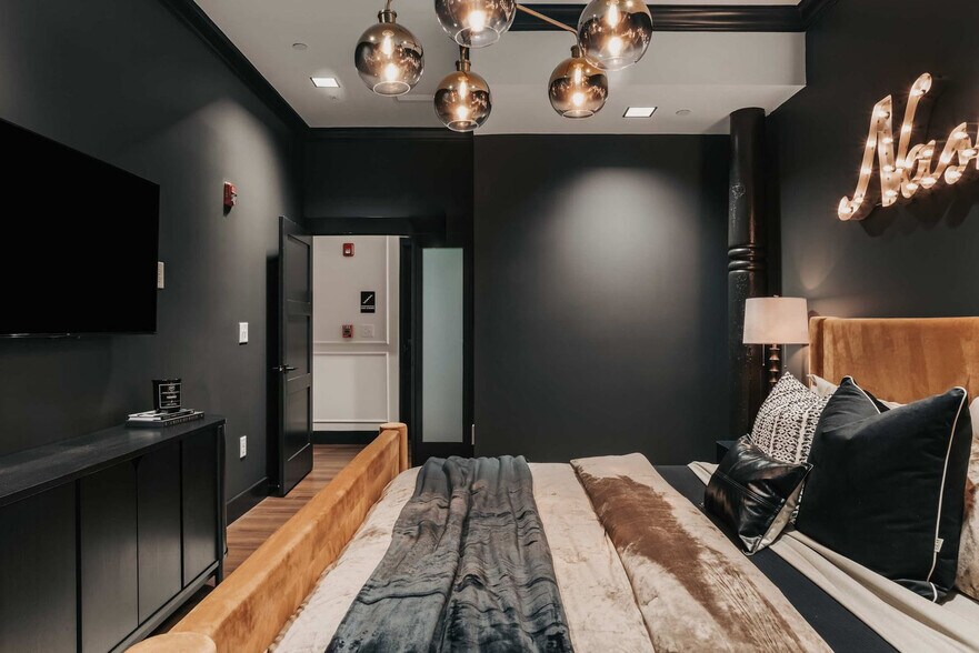 Building Photo - 240 Rep. John Lewis Way N