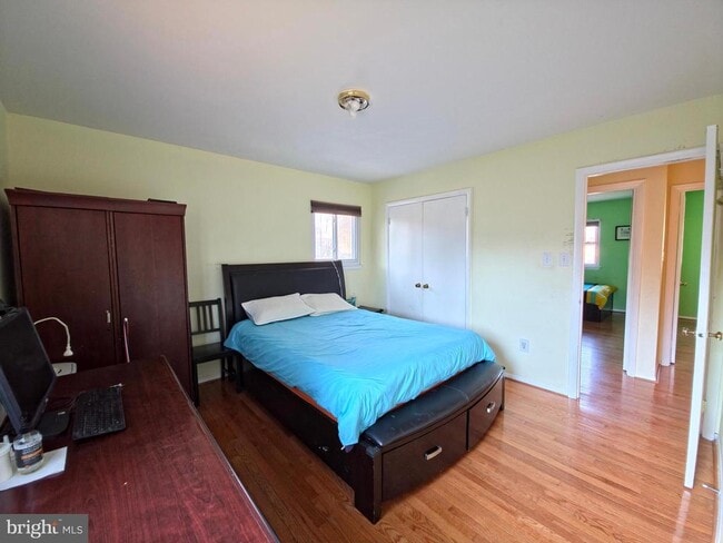 Building Photo - 200 Hardy Pl