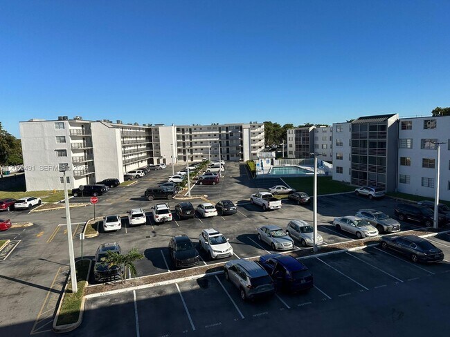 Building Photo - 14170 SW 84th St