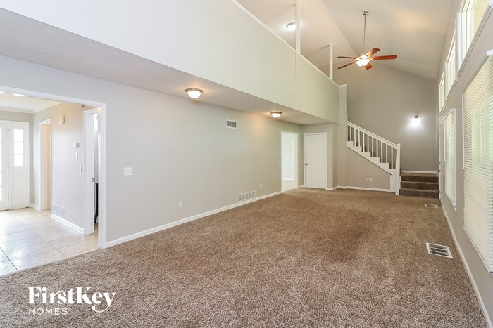 Building Photo - 3975 Sandy Plains Rd