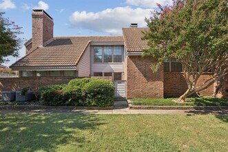 Building Photo - 18240 Midway Rd