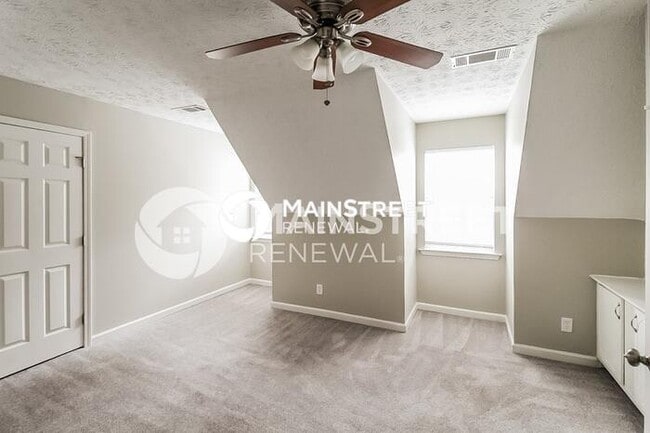 Building Photo - 3 Bedroom Pet-Friendly Home in Stockbridge, GA with Main Street Renewal