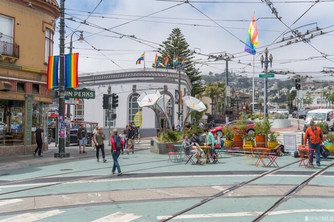 Building Photo - 3264 Market St