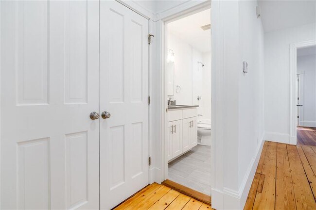 Building Photo - 34 Healey St