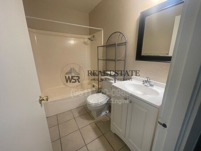Building Photo - 35106 Mesa Grande Dr