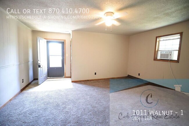Building Photo - 1011 Walnut-1