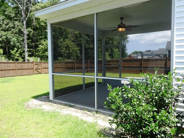 Building Photo - 4828 Pitkin Ave