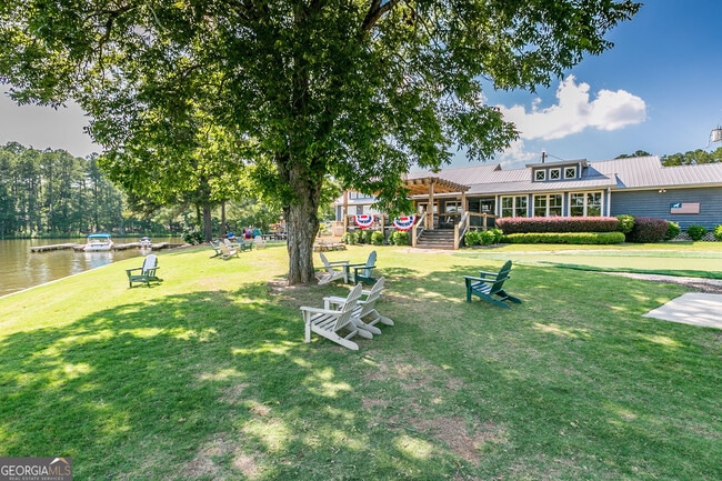 Building Photo - 1111 Surrey Ln