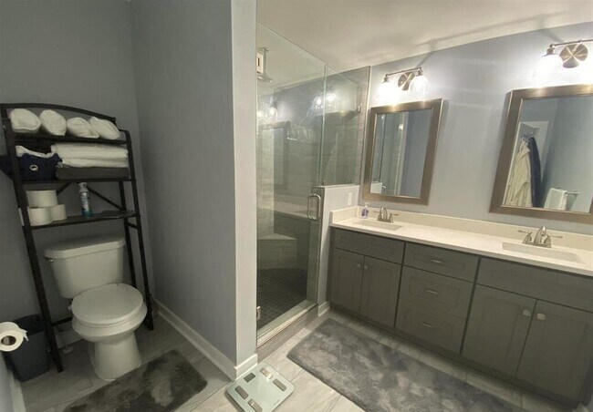 Building Photo - 1106 W Gregory St